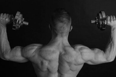 Dumbbell Home Workout v5.12 MOD APK (Premium Unlocked) Download MOD APK (VIP Unlocked) 2025